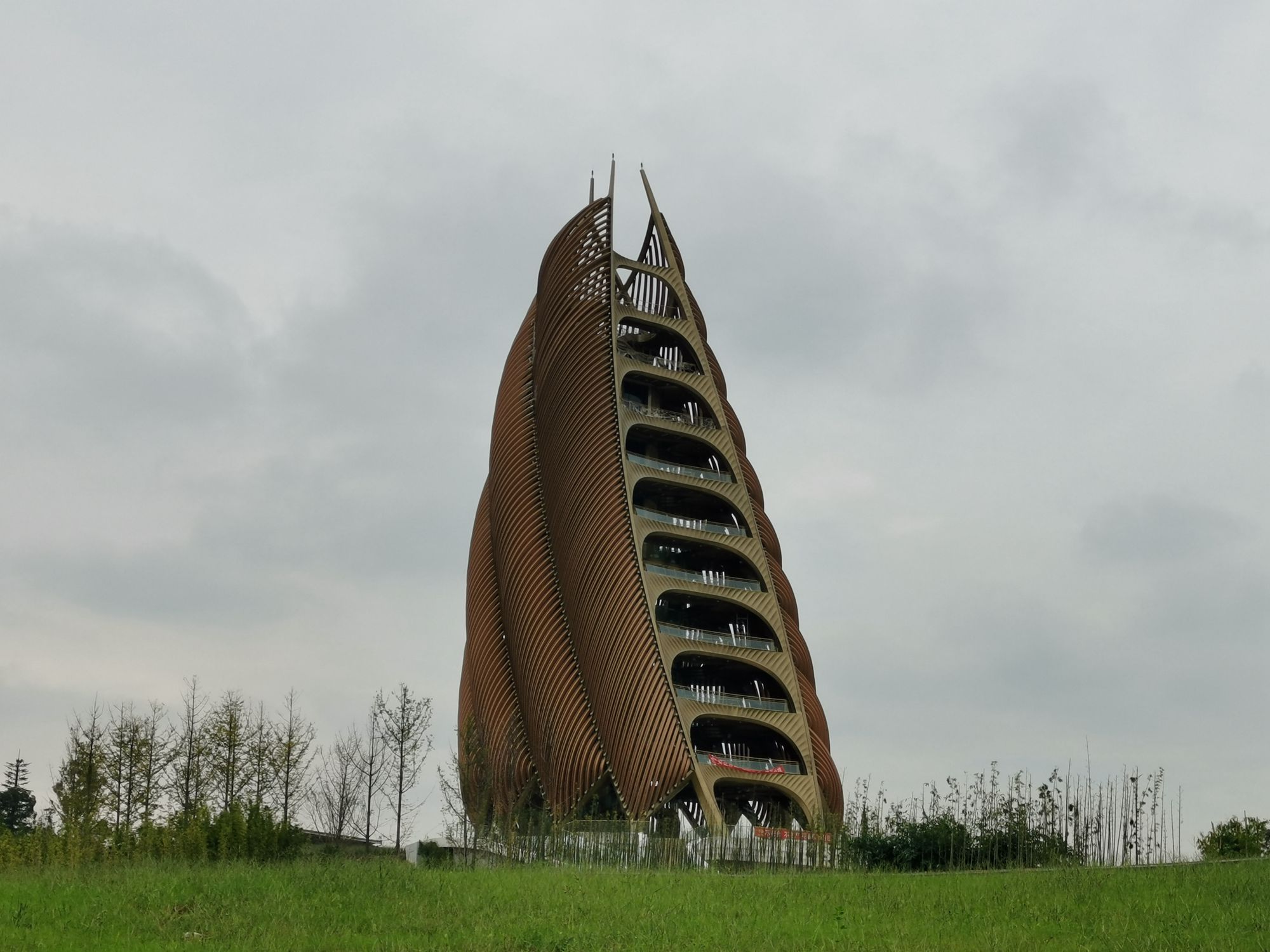 熊猫基地观光暸望塔_副本.jpg