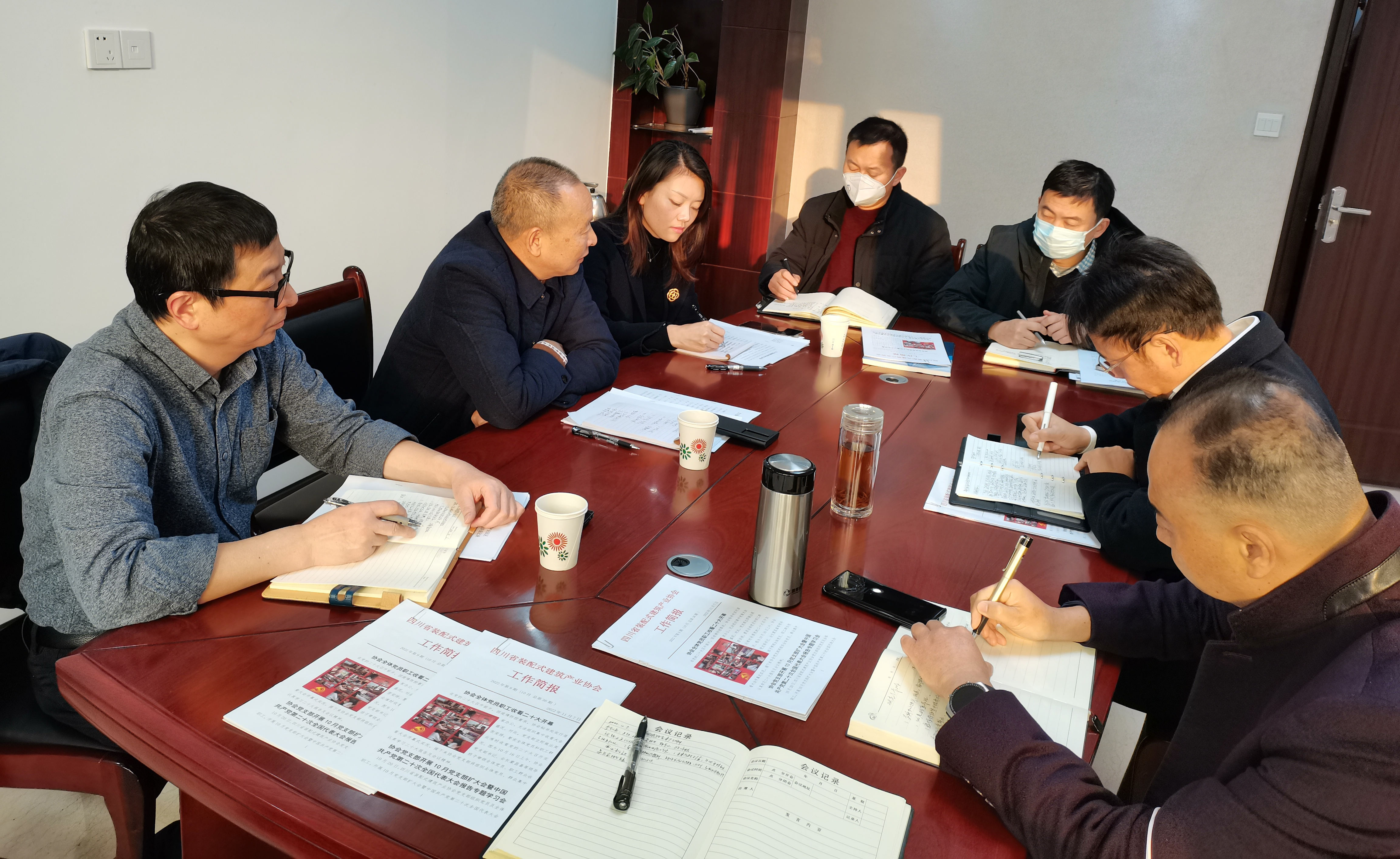 微信图片_20221205191308_副本.jpg
